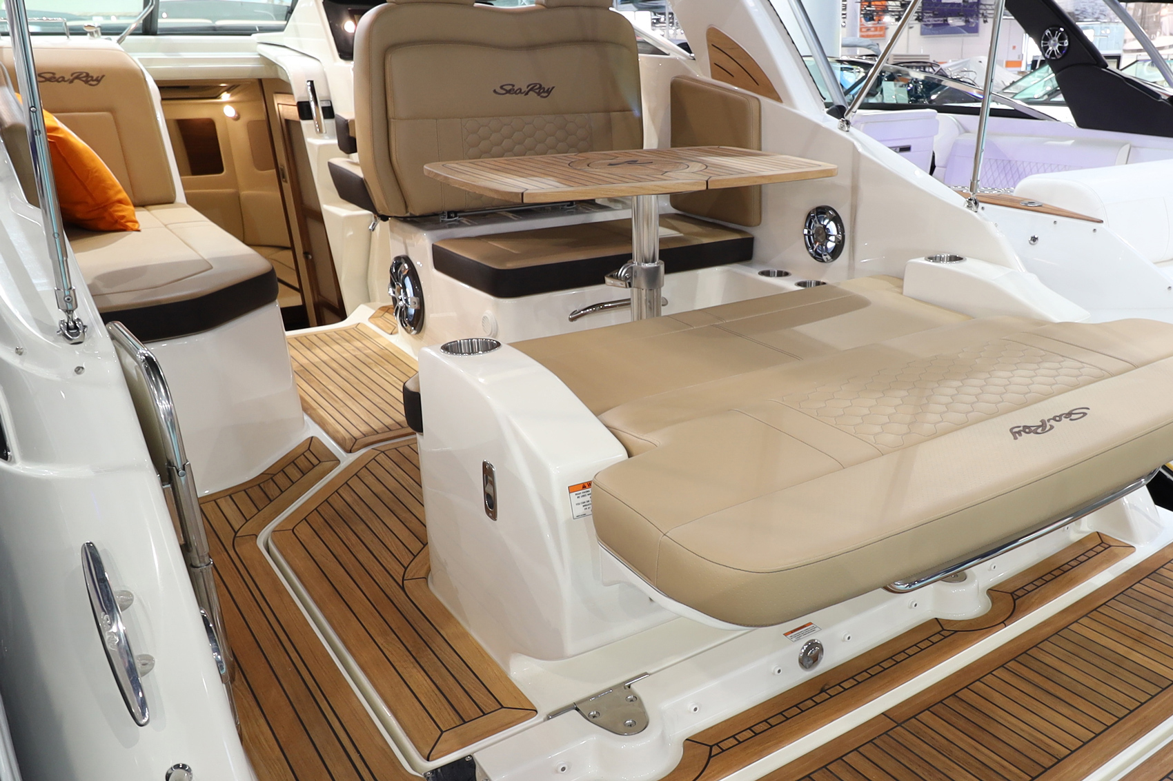 2020-Sundancer-265-Europe-cockpit-4-menor